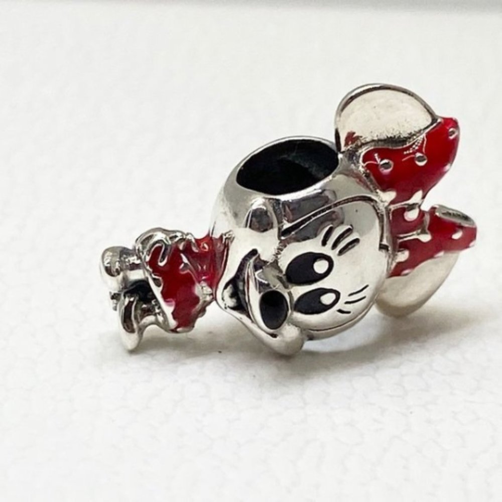 S925 2020 Disney Minnie Mouse Dress & Bow Charm - Picture 2 of 2